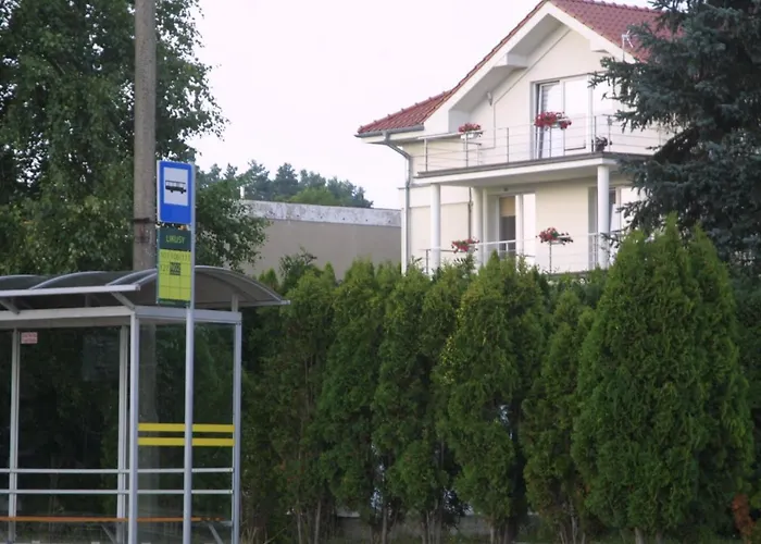 Hotelik Likusy - Przy Plazy Nad Jeziorem Ukiel I Z Bezplatnym Prywatnym Parkingiem